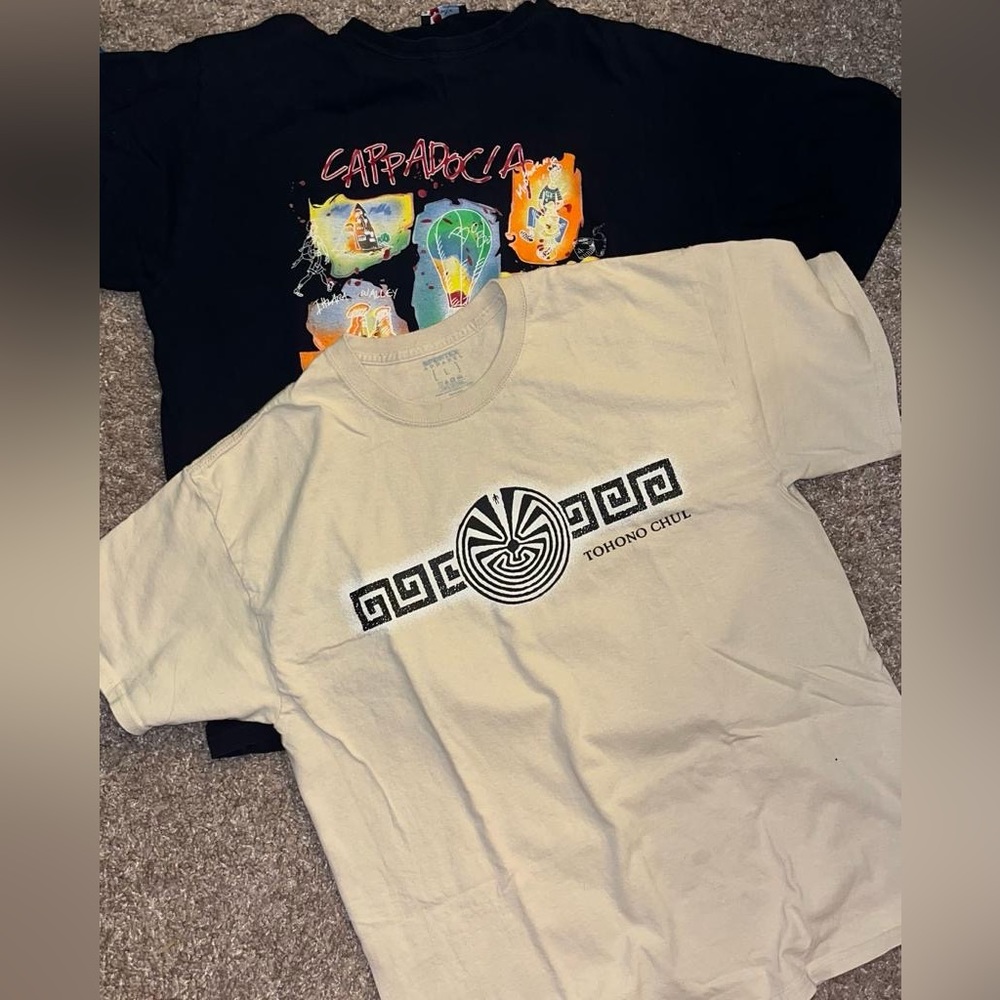 Pack of two t-shirts.